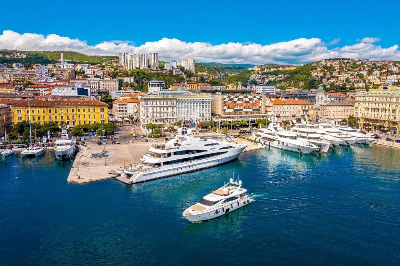 Central Rijeka Apartments CIOTTINA 24 Buitenkant foto