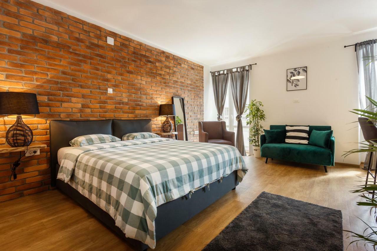 Central Rijeka Apartments CIOTTINA 24 Buitenkant foto