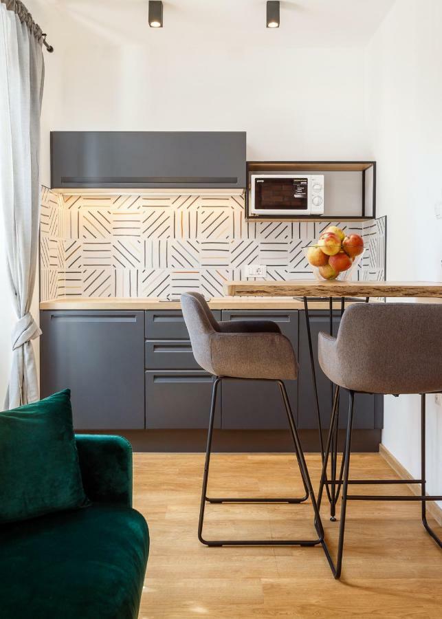 Central Rijeka Apartments CIOTTINA 24 Buitenkant foto