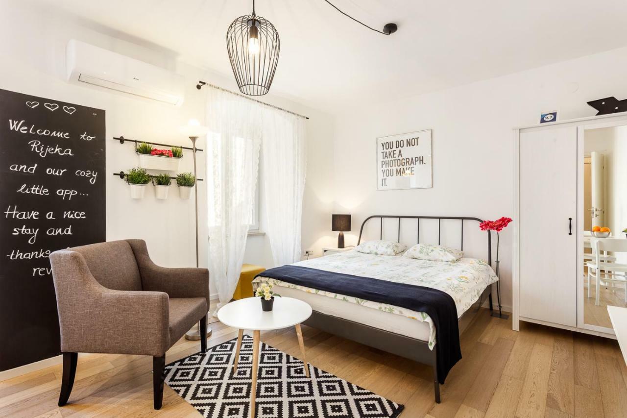 Central Rijeka Apartments CIOTTINA 24 Buitenkant foto