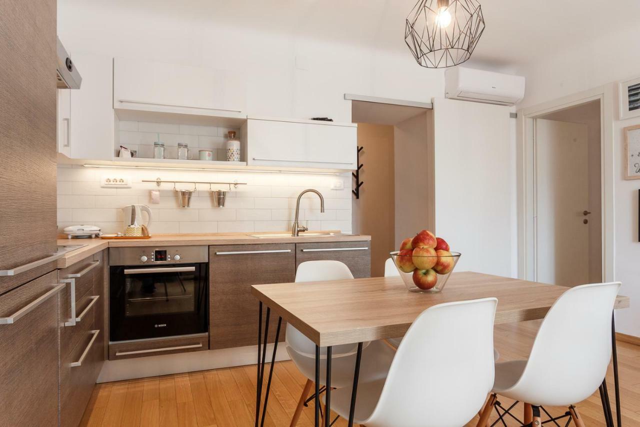 Central Rijeka Apartments CIOTTINA 24 Buitenkant foto