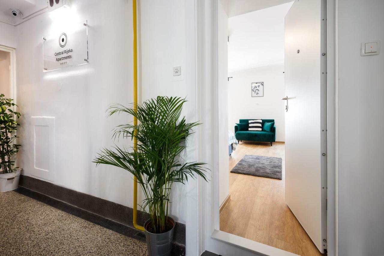 Central Rijeka Apartments CIOTTINA 24 Buitenkant foto