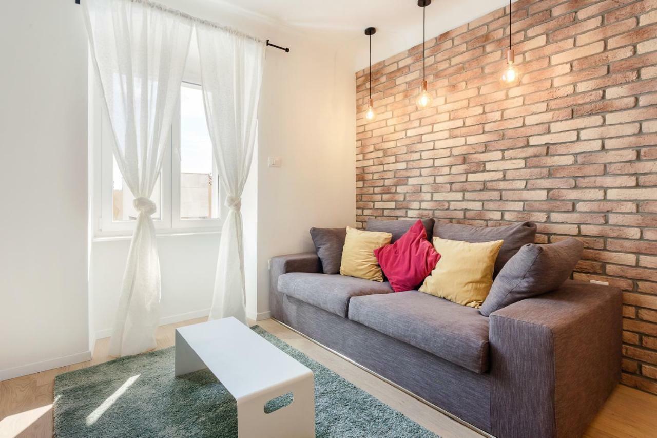 Central Rijeka Apartments CIOTTINA 24 Buitenkant foto