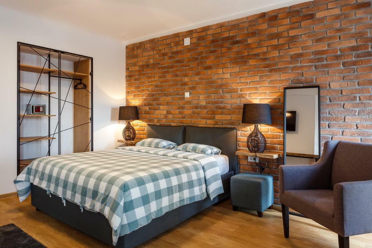 Central Rijeka Apartments CIOTTINA 24 Buitenkant foto