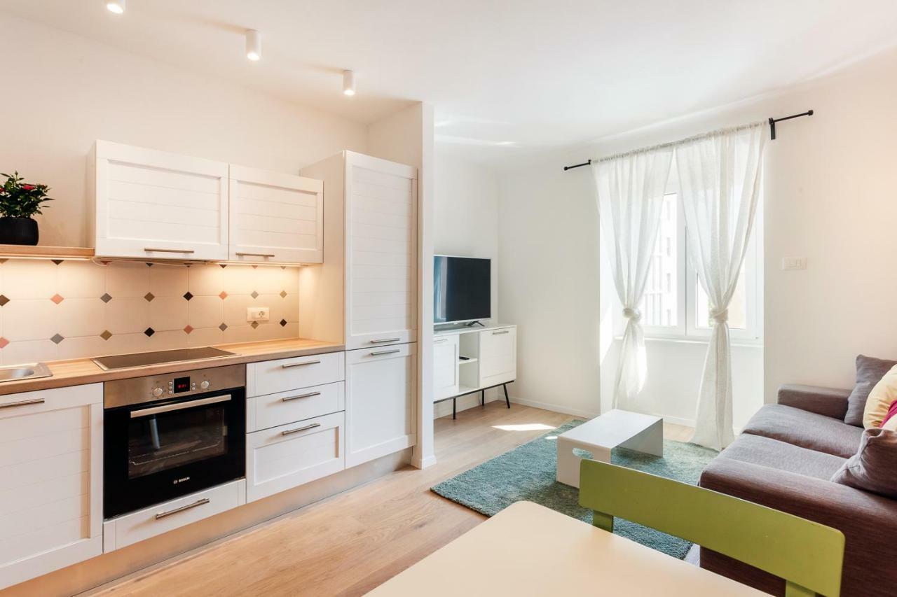 Central Rijeka Apartments CIOTTINA 24 Buitenkant foto